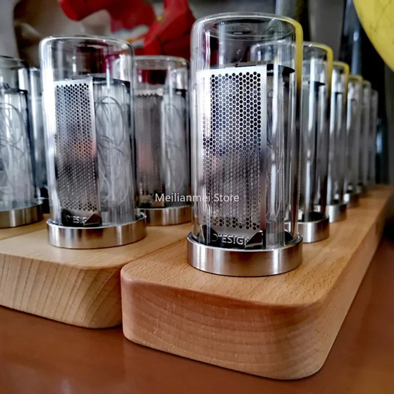 Nowoczesny zegar Nixie Tube